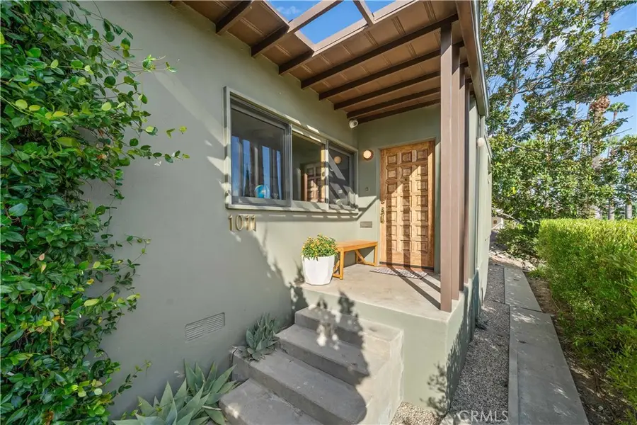 1011 W Mountain, Glendale, CA 91202 - #3