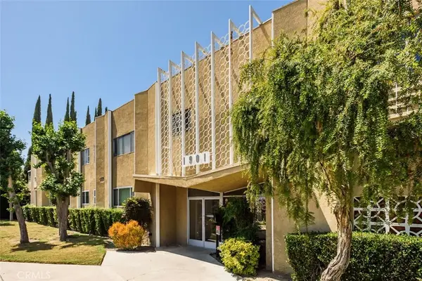 1901 Peyton Avenue #W, Burbank, CA 91504