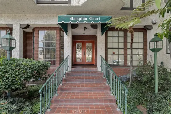 17914 Magnolia Boulevard #121, Encino, CA 91316