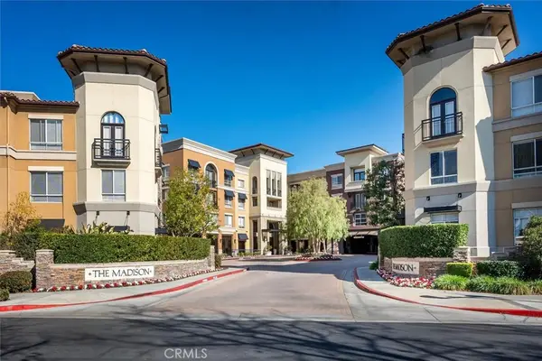 24535 Town Center Drive #6402, Valencia, CA 91355