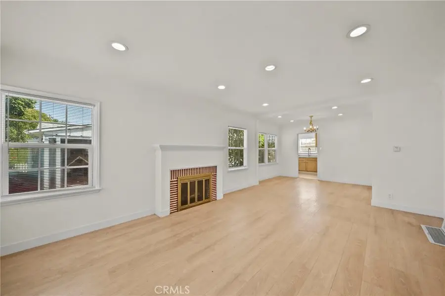1733 S Carmelina Avenue, Los Angeles, CA 90025 - #3