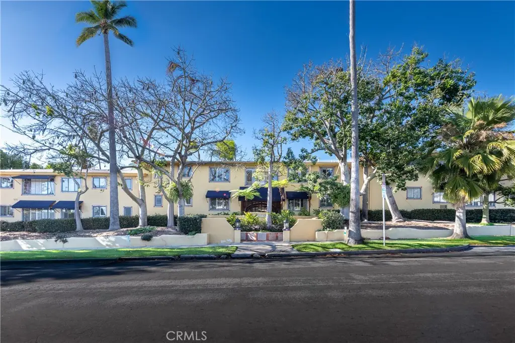 1615 N Laurel Avenue #203, Los Angeles, CA 90046 - #1
