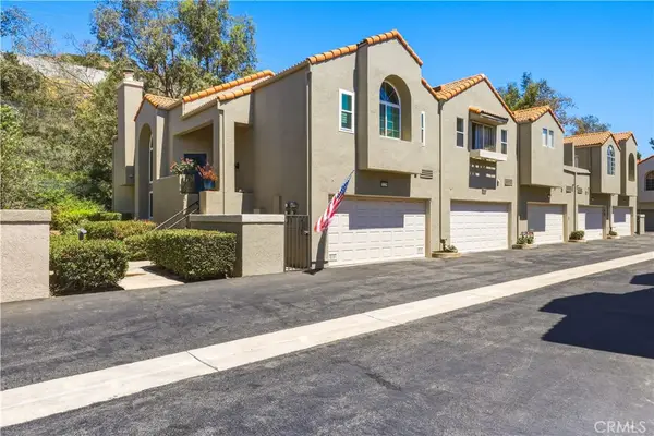 22229 Shadow Valley, Los Angeles, CA 91311