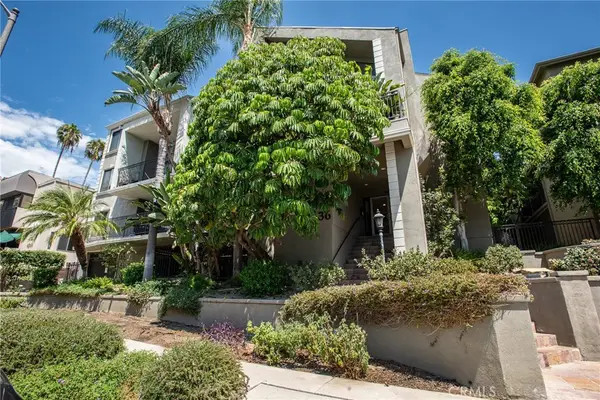 4536 Colbath Avenue #102, Sherman Oaks, CA 91423