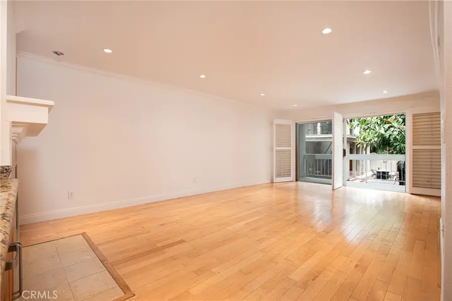 4536 Colbath Avenue #102, Sherman Oaks, CA 91423 - #3