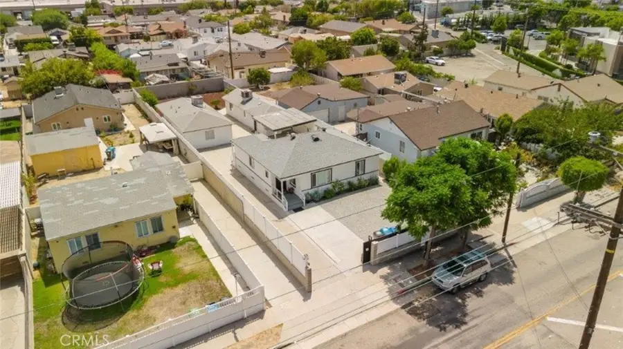 10826 Roscoe Boulevard, Sun Valley, CA 91352 - #2