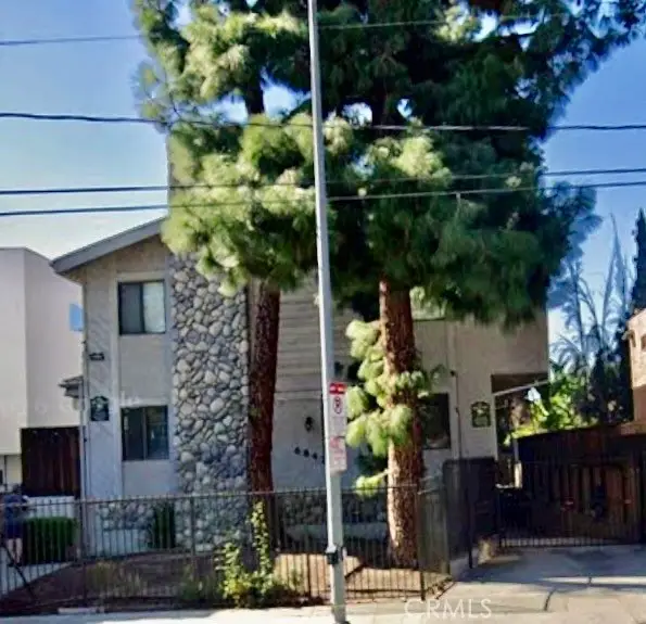 6847 Haskell Avenue #1, Van Nuys, CA 91406