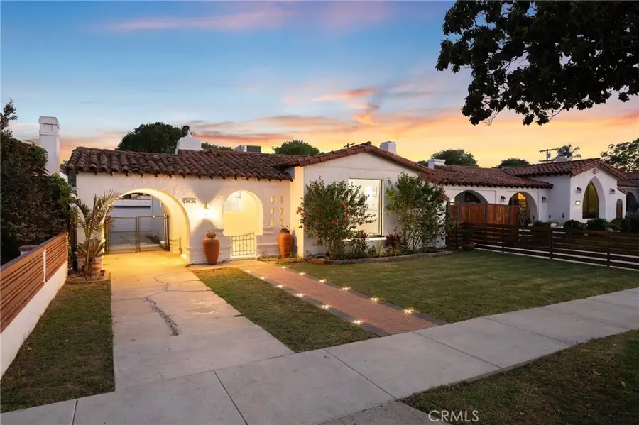 3626 W 62nd Street, Los Angeles, CA 90043 - #2