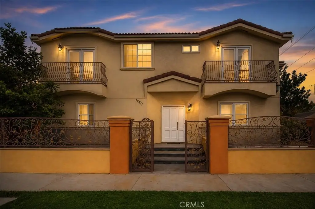 18811 Topham, Tarzana, CA 91335 - #1