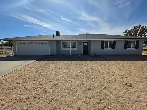 38997 164th E, Lake Los Angeles, CA 93591