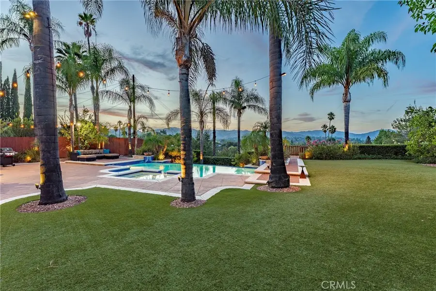 23365 Calvert Street, Woodland Hills, CA 91367 - #2