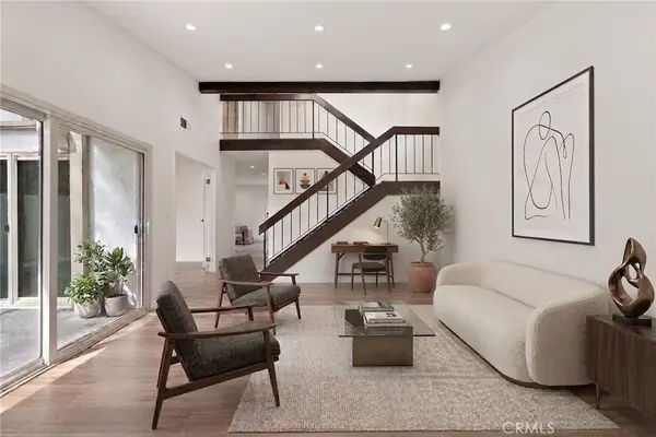 10120 Larwin Avenue #3, Chatsworth, CA 91311
