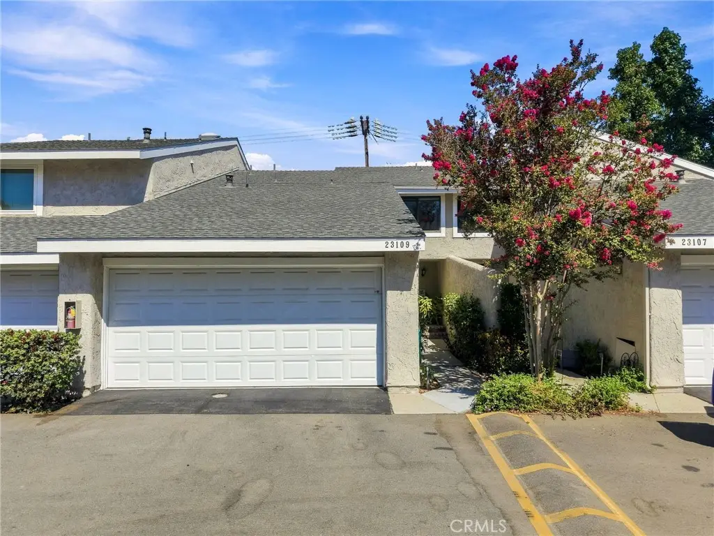 23109 Yvette, Valencia, CA 91355 - #1