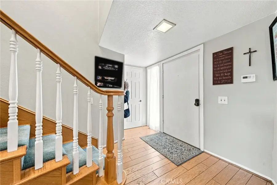 23109 Yvette, Valencia, CA 91355 - #3