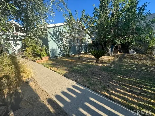 11116 Woodley, Granada Hills, CA 91344