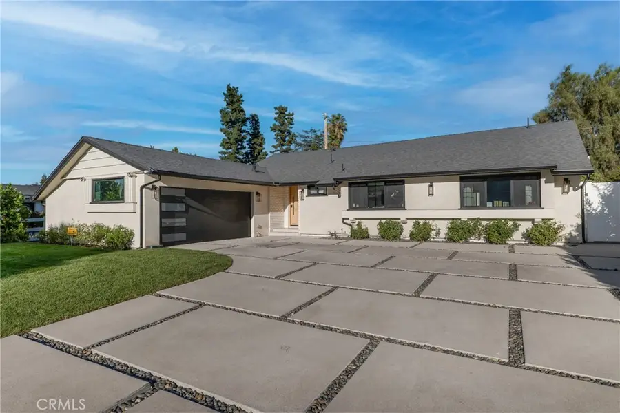 5722 Le Sage Avenue, Woodland Hills, CA 91367 - #2