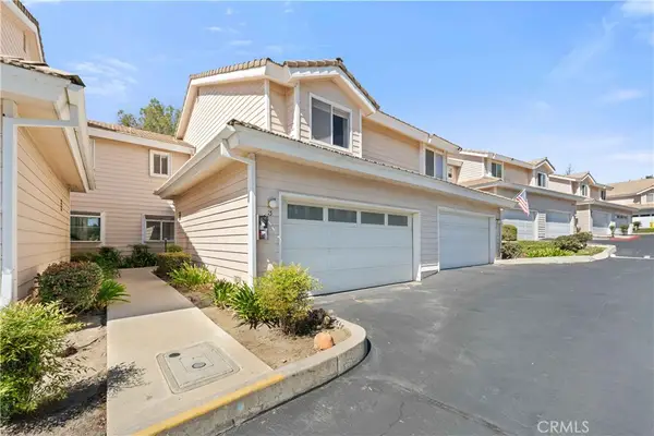 2762 Erringer #15, Simi Valley, CA 93065