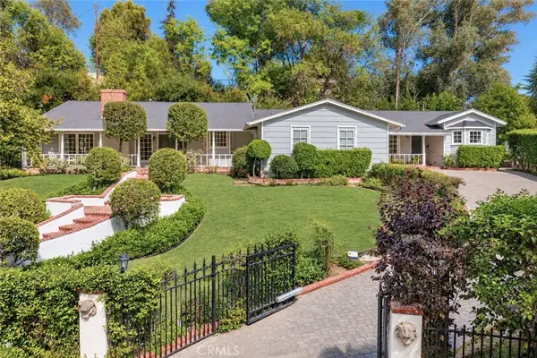 5408 Penfield Avenue, Woodland Hills, CA 91364