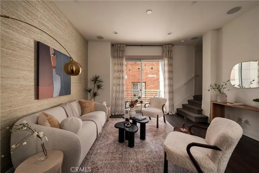 2204 Tom Mix, Los Angeles, CA 90026 - #2