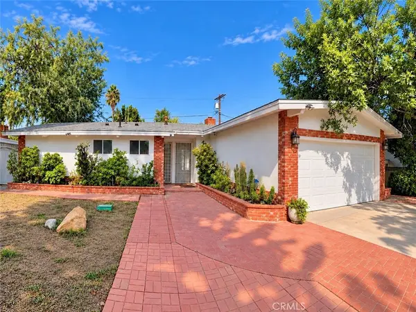 7727 Zelzah Avenue, Reseda, CA 91335