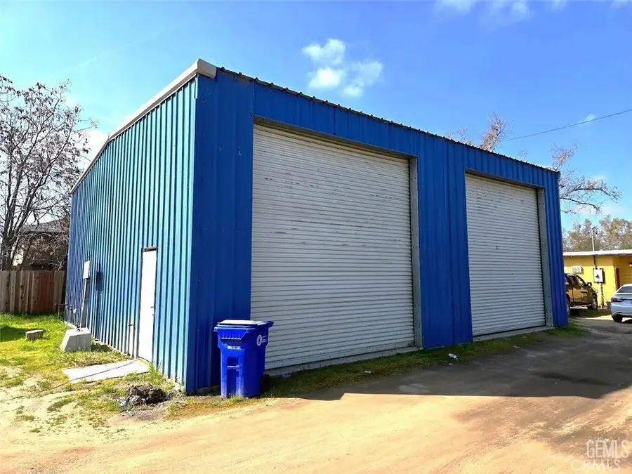 63 N Wisconsin Street, Porterville, CA 93257 - Image #3