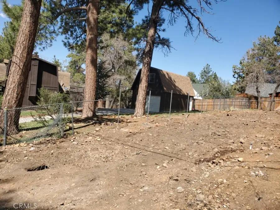 827 Wabash Lane, Sugarloaf, CA 92386 - Image #3