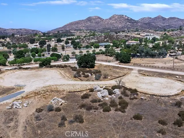 38662 E Benton Road, Temecula, CA 92592 - Image #2
