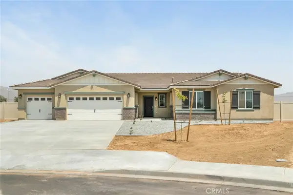 14818 Desert Lily Court, Apple Valley, CA 92307