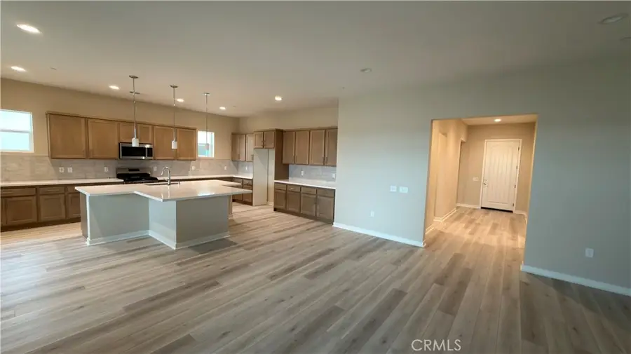 6438 Castle Crags Avenue, Hesperia, CA 92345 - Image #3