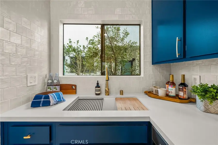 2500 Abbot Kinney Unit 10, Venice, CA 90291 - #3