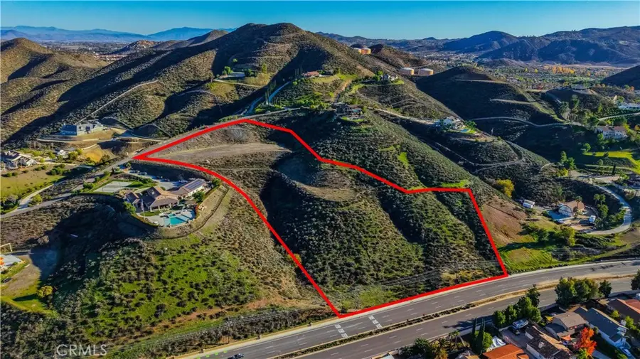 30665 Sorrel Lane, Canyon Lake, CA 92587 - Image #2