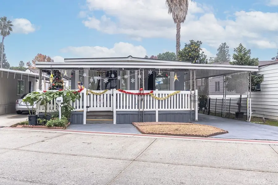 104 Balboa, Tustin, CA 92780 - Image #2