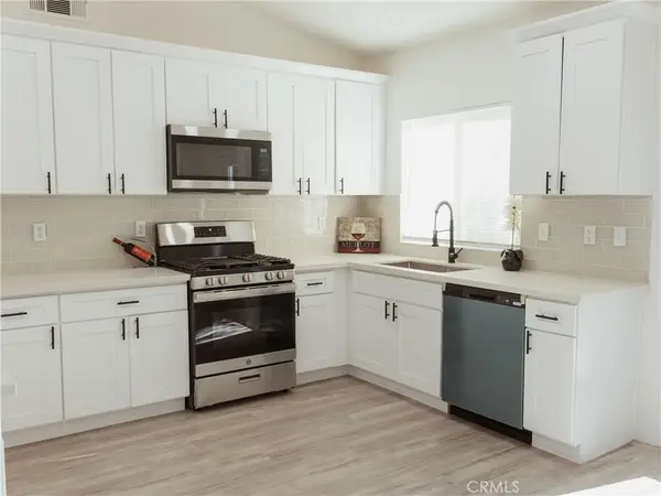 767 Clearwater, Perris, CA 92571