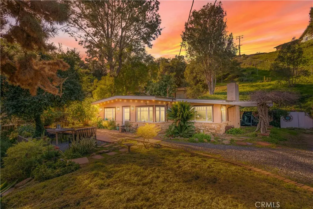 1027 S Live Oak Park, Fallbrook, CA 92028 - #1