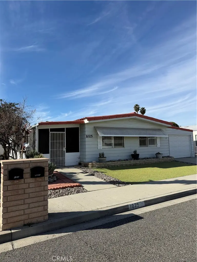 1025 S Lyon, Hemet, CA 92543 - #1
