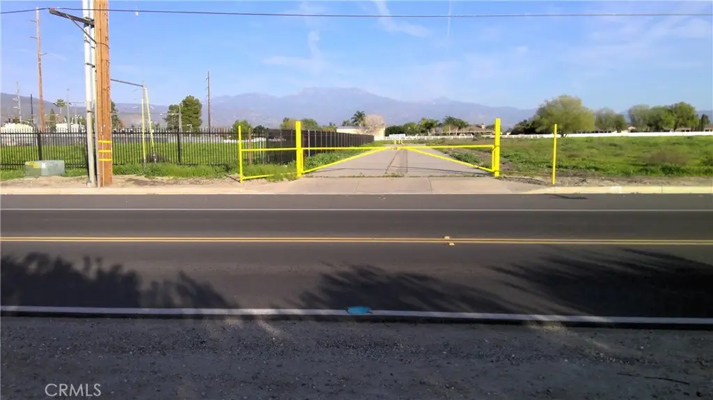 1 Lyon Avenue, Hemet, CA 92543 - Image #1