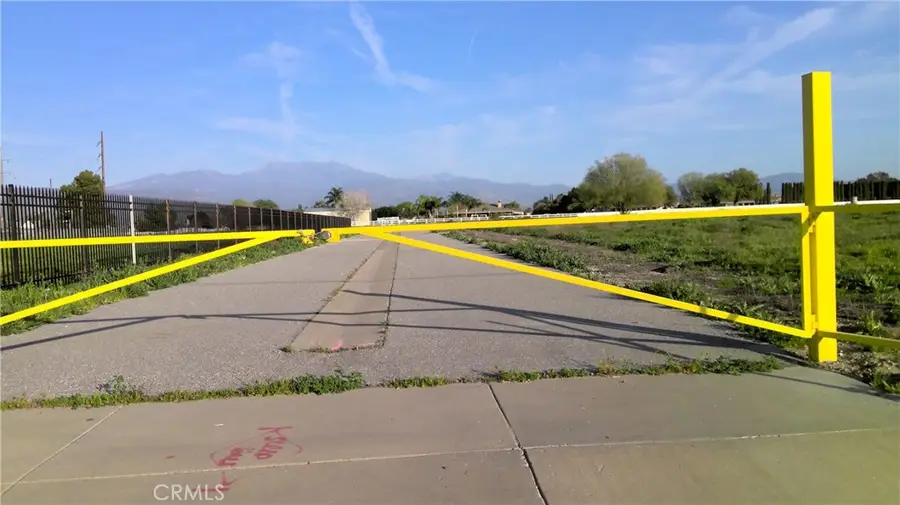 1 Lyon Avenue, Hemet, CA 92543 - Image #3