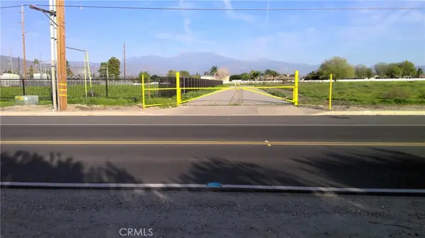 2 N Lyon Avenue, Hemet, CA 92543