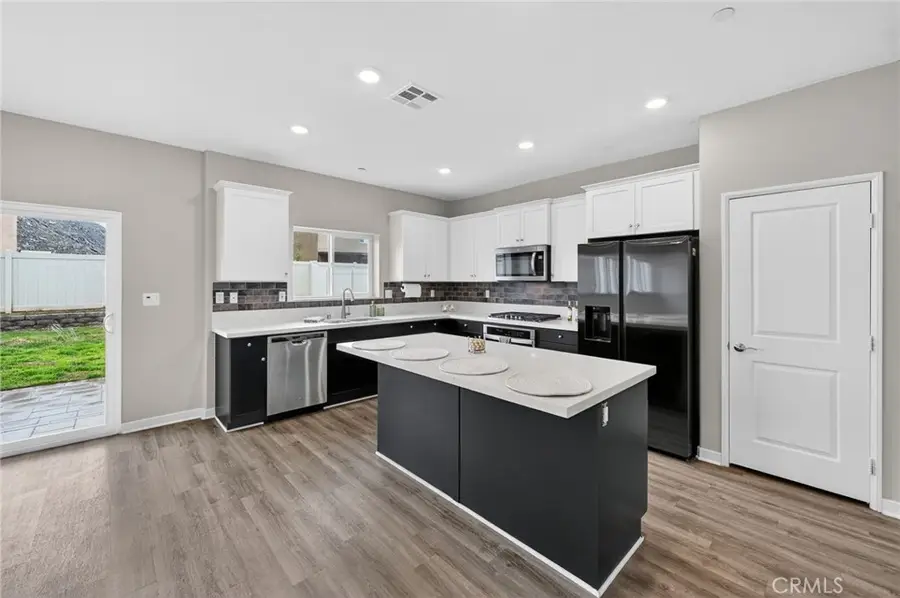 31190 Linden Flower, Winchester, CA 92596 - #3