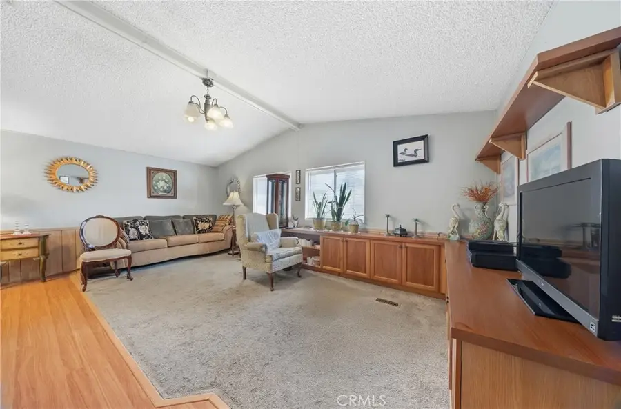 575 S Lyon, Hemet, CA 92543 - #3