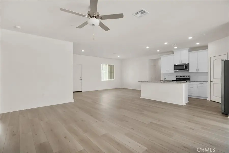 14860 Desert Lily Court, Apple Valley, CA 92307 - #3