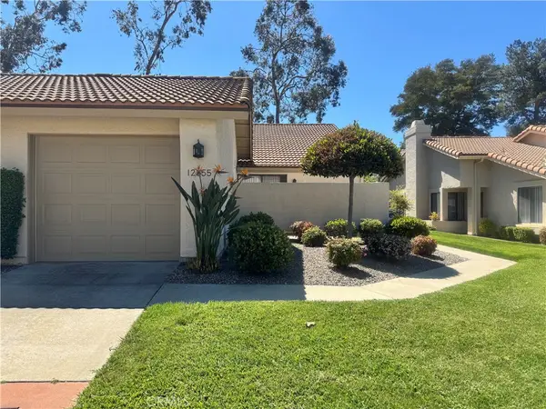12855 Via Moura, San Diego, CA 92128