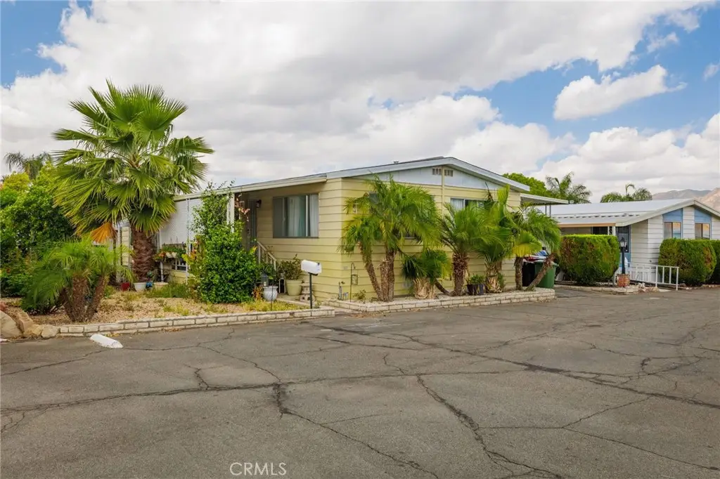 881 N Lake #219, Hemet, CA 92544 - #1