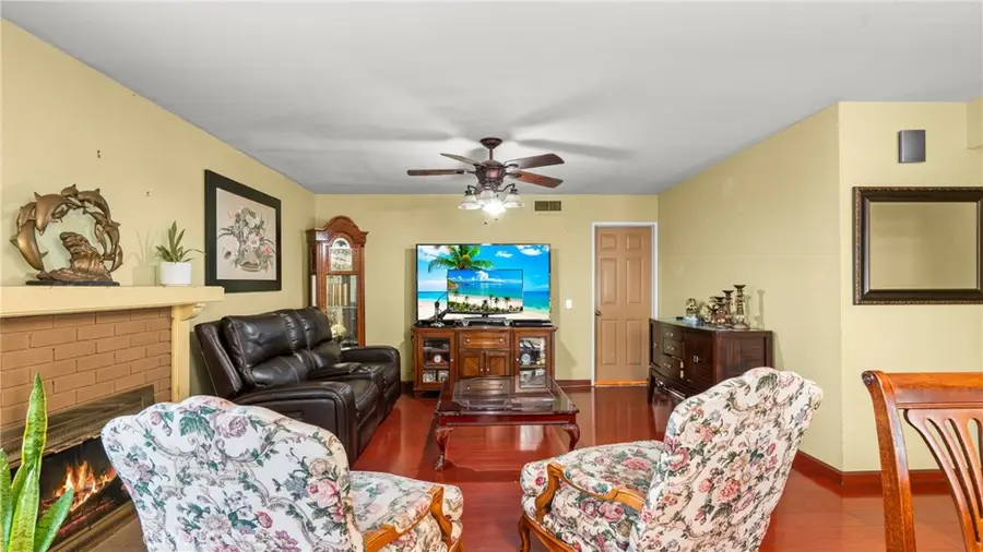 10131 Freeport, San Diego, CA 92129 - #3