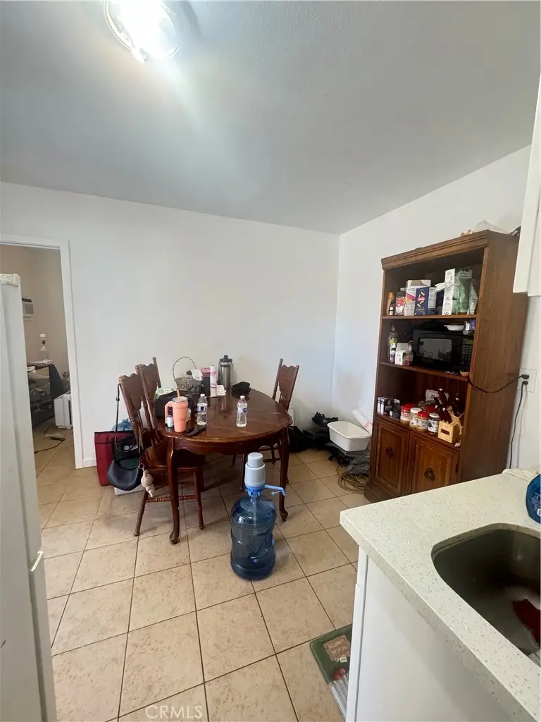 412 S Palm, Ontario, CA 91762 - #3