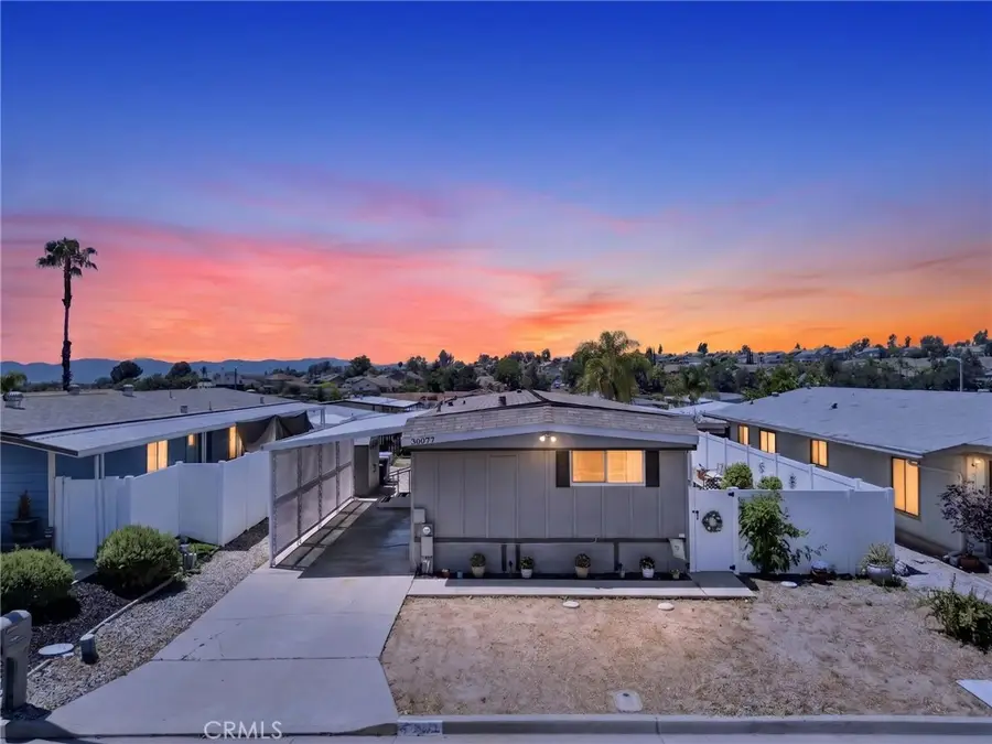 38077 Via Del Largo, Murrieta, CA 92563 - #2