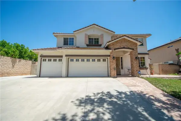 925 Hemingway Drive, Corona, CA 92878