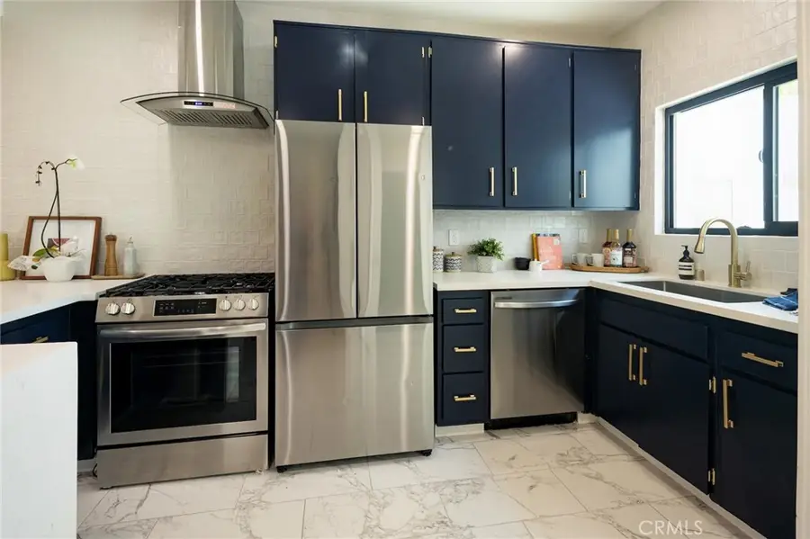 2500 Abbot Kinney Boulevard #20, Venice, CA 90291 - #3