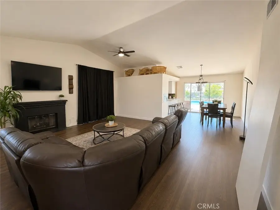 44128 Galicia, Hemet, CA 92544 - #2