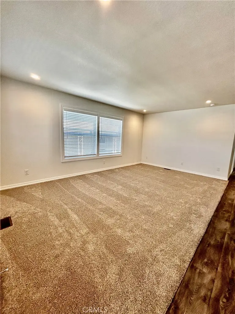 999 S Santa Fe Avenue #60, San Jacinto, CA 92583 - #3